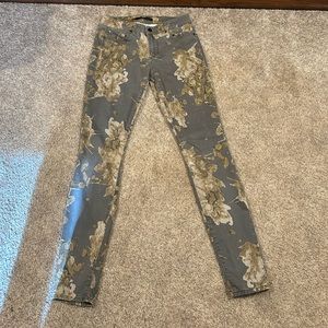 Else olive green bleached jeans size 26